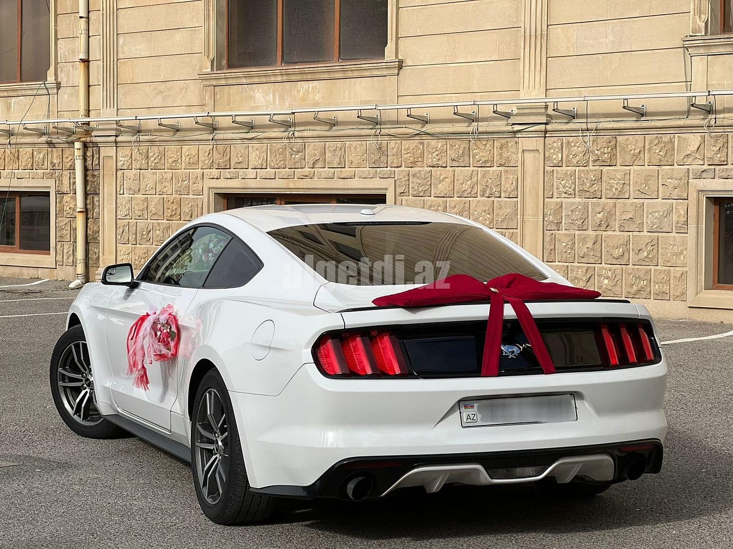 mustang bey gelin toy masini sifarisi