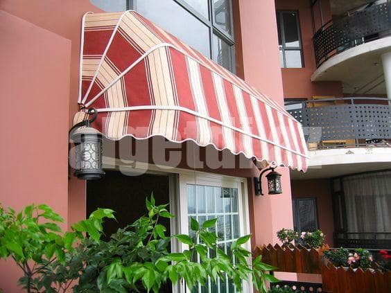 Kafe terrasi üçün zontik